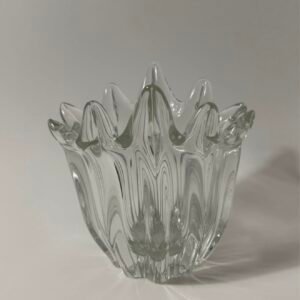 Sculptural freeform clear glass vase with crown-like rim, circa 1980s